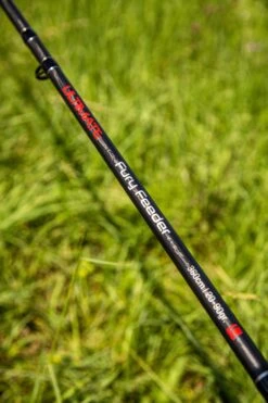 Ultimate Fury Feeder 330cm 15-60gr -Visbenodigdheden Winkel 000c413520c8e124