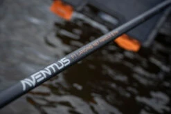 Guru Aventus F1 Landing Net Handle 2,7m -Visbenodigdheden Winkel bc5002a3fae3603b