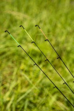 Ultimate Fury Feeder 330cm 15-60gr -Visbenodigdheden Winkel c7c3044c84dd7bd8