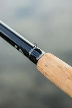 Ultimate Recruit Feeder 330 Cork -Visbenodigdheden Winkel d8269ca55af4e726