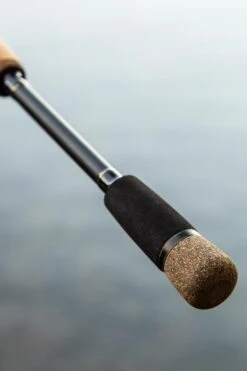 Ultimate Light Casting 2.00m 10-30g -Visbenodigdheden Winkel dd762ea415bc97ec